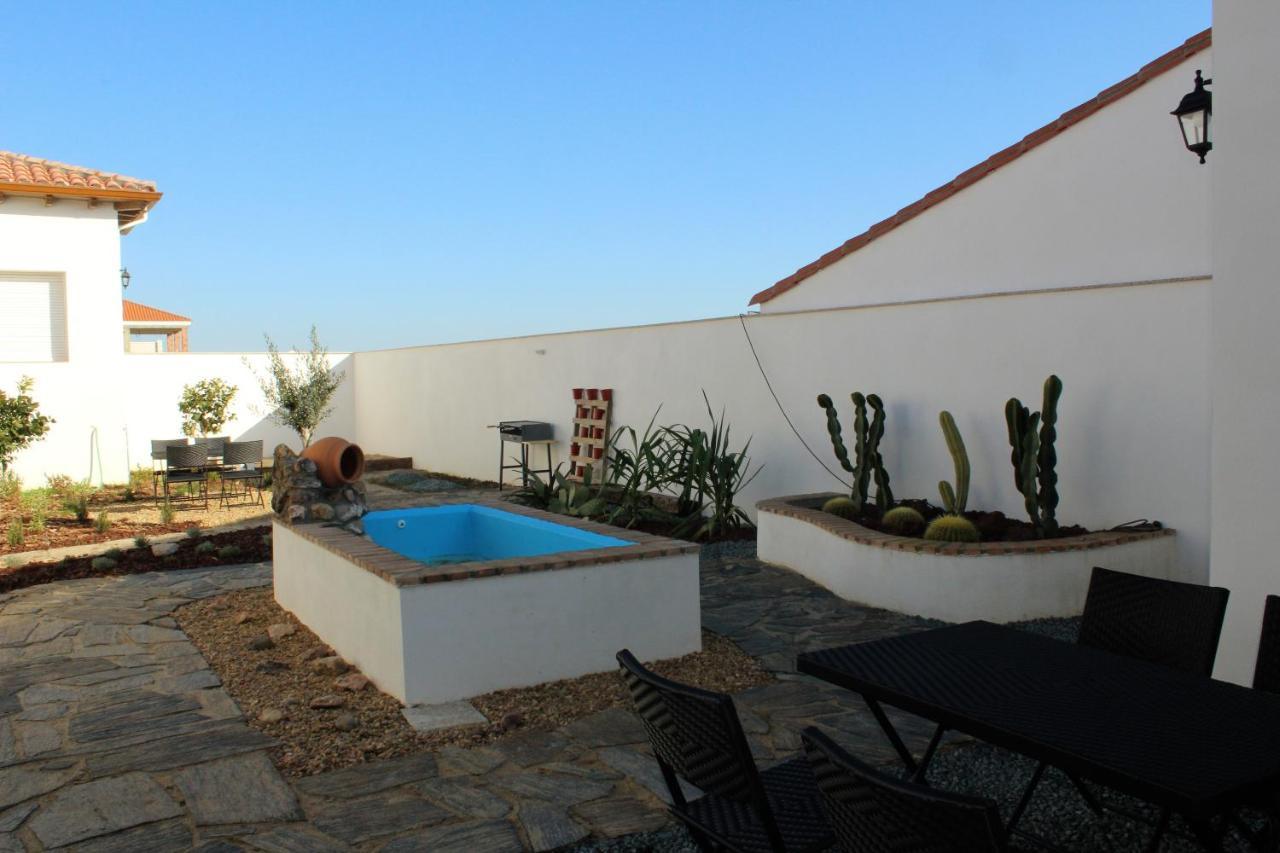 Casa Rural El Nidal Casas de Don Pedro Exterior photo